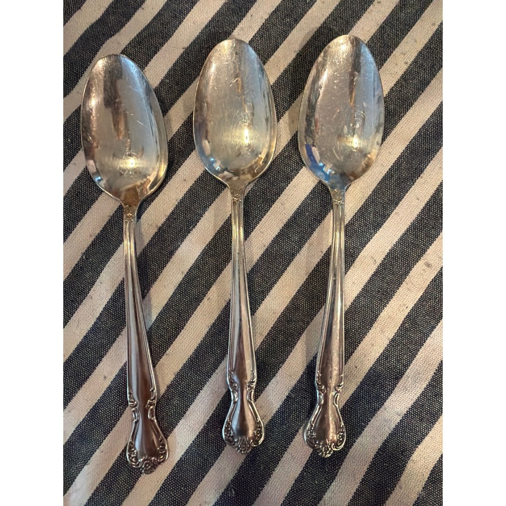 Vintage Rogers & Bro. Daybreak Silverplate Teaspoons Set of 3 Floral Scroll IS